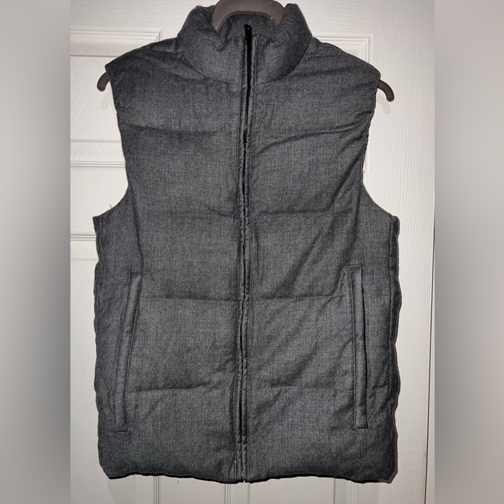 Theory Puffer Vest XS